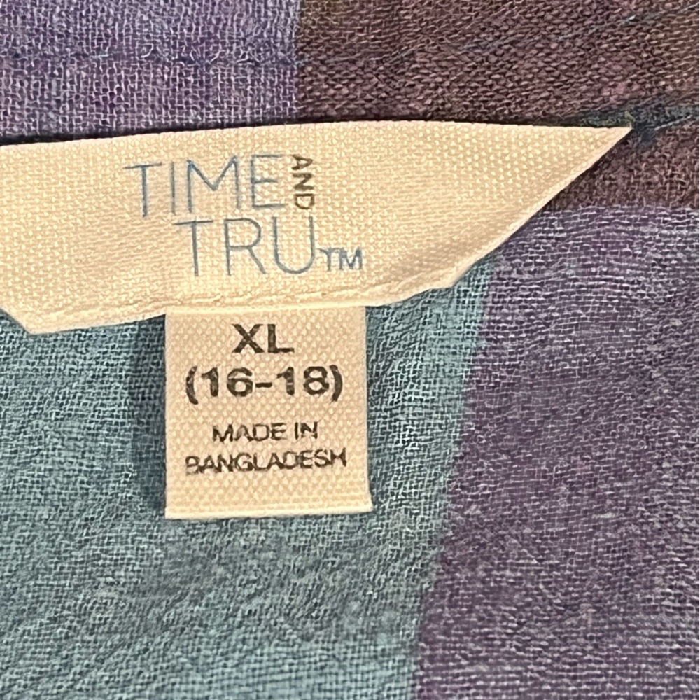 Time and Tru XL Blue/Purple Plaid Button Down Sleeveless Shirt EUC - Picture 4 of 6
